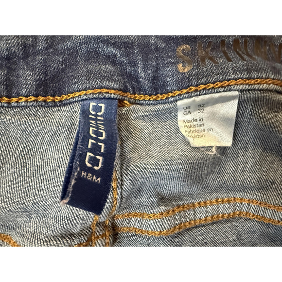 H&M Jeans Mens 32 Blue Skinny Distressed Ripped Destroyed Frayed Denim Rips Y2K - Picture 3 of 8